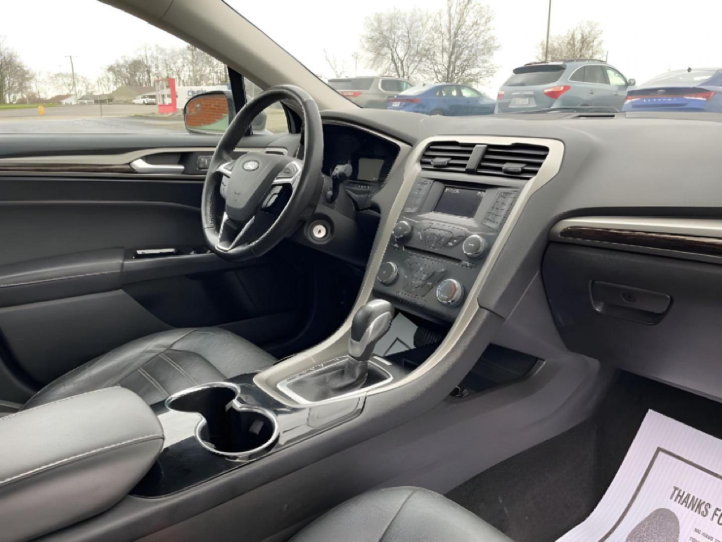 2014 Sterling Gray Ford Fusion (3FA6P0HD5ER) with an 1.5L L4 DOHC 16V engine, located at 401 Woodman Dr, Riverside, OH, 45431, (937) 908-9800, 39.760899, -84.123421 - Photo#5