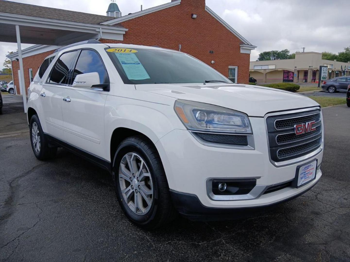 2014 Summit White GMC Acadia SLT-1 AWD (1GKKVRKD8EJ) with an 3.6L V6 DOHC 24V engine, 6-Speed Automatic transmission, located at 1951 S Dayton Lakeview Rd., New Carlisle, OH, 45344, (937) 908-9800, 39.890999, -84.050255 - Photo#7