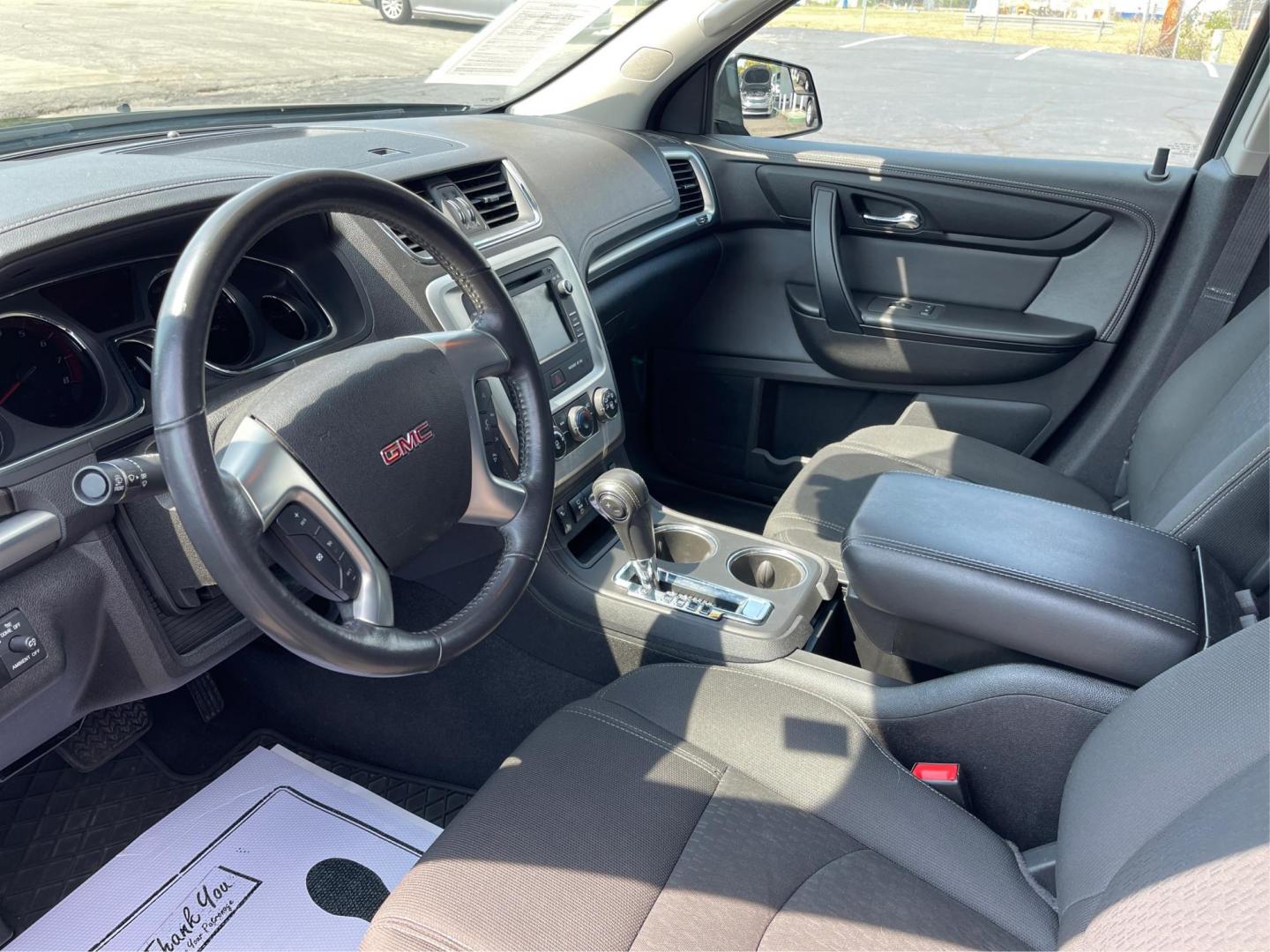 2014 Carbon Black Metallic GMC Acadia SLE-2 AWD (1GKKVPKDXEJ) with an 3.6L V6 DOHC 24V engine, 6-Speed Automatic transmission, located at 880 E. National Road, Vandalia, OH, 45377, (937) 908-9800, 39.891918, -84.183594 - Photo#8