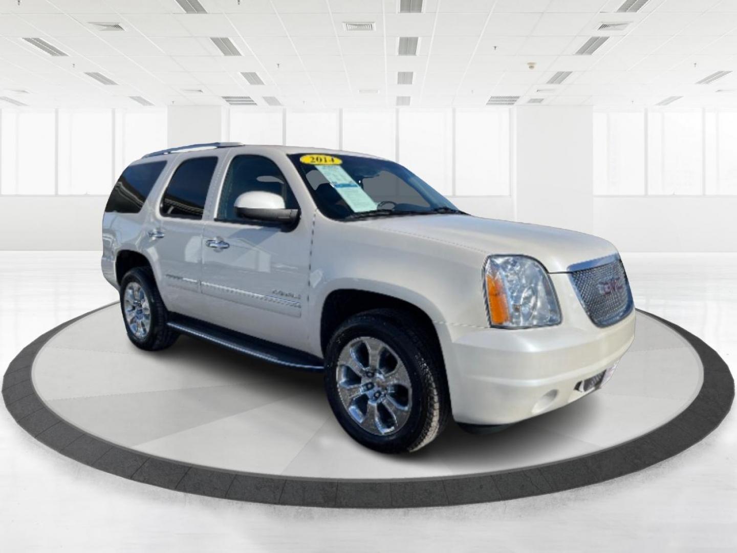 2014 White Diamond Tricoat GMC Yukon Denali (1GKS2EEFXER) with an 6.2L V8 OHV 16V engine, 6-Speed Automatic transmission, located at 4508 South Dixie Dr, Moraine, OH, 45439, (937) 908-9800, 39.689976, -84.218452 - Photo#0