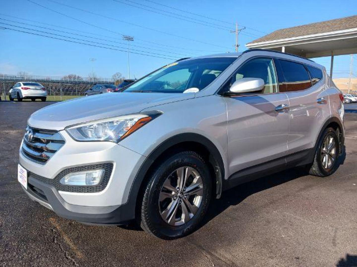 2014 Moonstone Silver Hyundai Santa Fe Sport 2.4 FWD (5XYZU3LB3EG) with an 2.4L L4 DOHC 16V engine, 6-Speed Automatic transmission, located at 1951 S Dayton Lakeview Rd., New Carlisle, OH, 45344, (937) 908-9800, 39.890999, -84.050255 - Photo#4