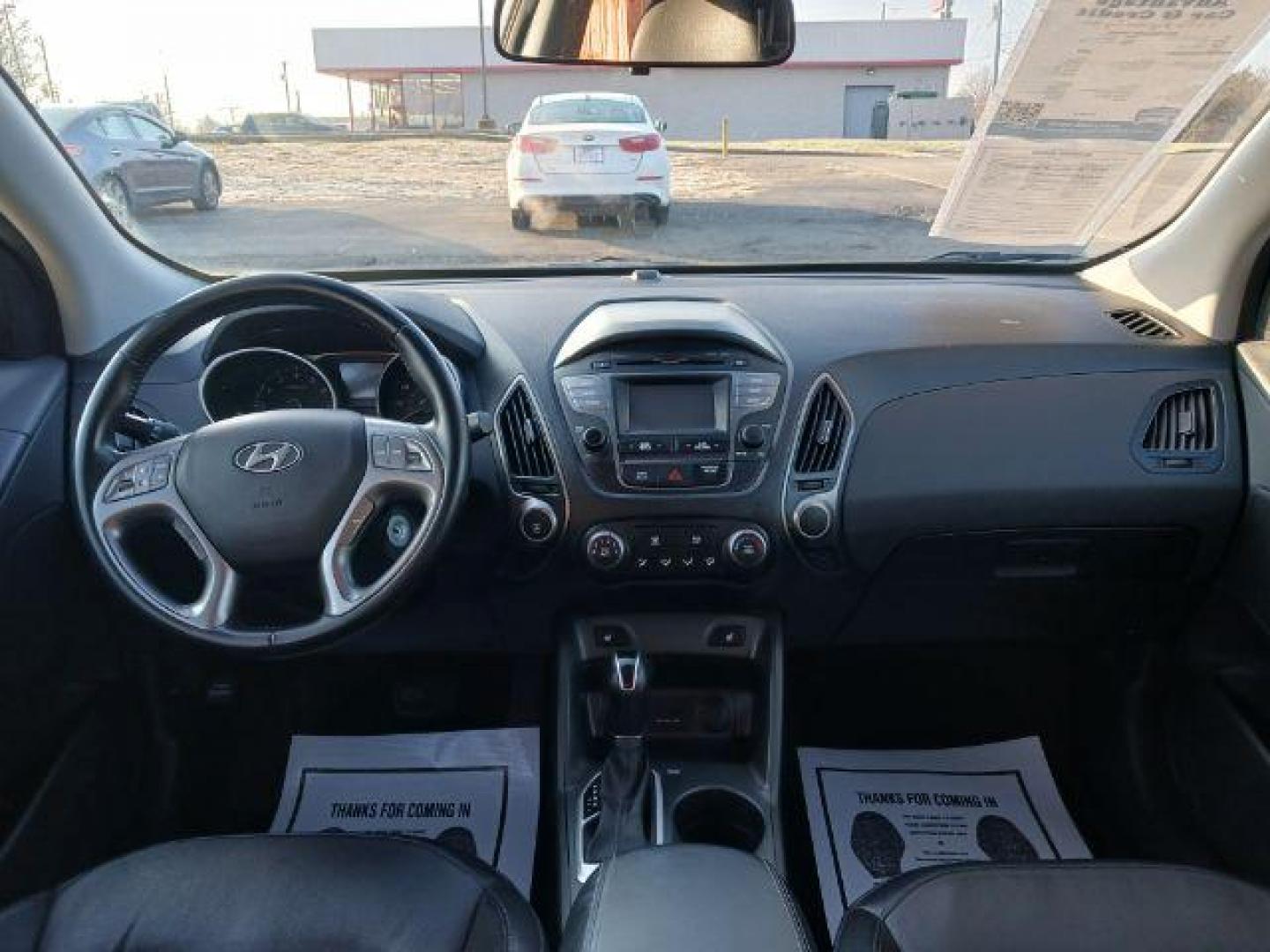 2014 Diamond Silver Hyundai Tucson GLS 2WD (KM8JU3AG9EU) with an 2.4L L4 DOHC 16V engine, 6-Speed Automatic transmission, located at 1184 Kauffman Ave, Fairborn, OH, 45324, (937) 908-9800, 39.807072, -84.030914 - Photo#7