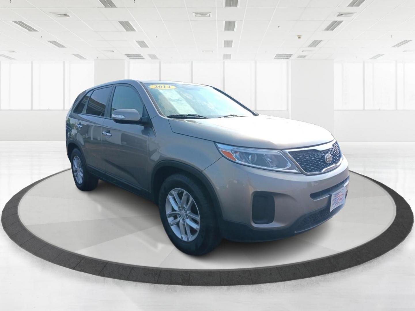 2014 Gray Kia Sorento (5XYKT3A64EG) with an 2.4L L4 DOHC 16V engine, 6-Speed Automatic transmission, located at 1099 N County Rd 25A , Troy, OH, 45373, (937) 908-9800, 40.057079, -84.212883 - Photo#0