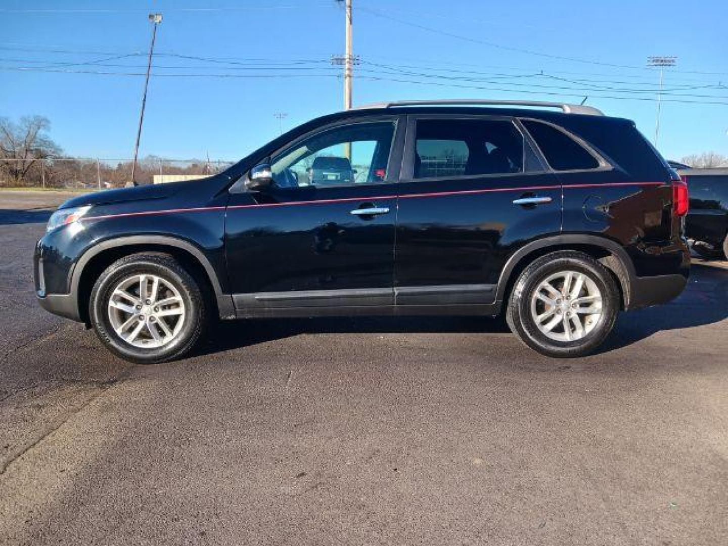 2014 Black Kia Sorento LX 2WD (5XYKT4A60EG) with an 2.4L L4 DOHC 16V engine, 6-Speed Automatic transmission, located at 1951 S Dayton Lakeview Rd., New Carlisle, OH, 45344, (937) 908-9800, 39.890999, -84.050255 - Photo#3