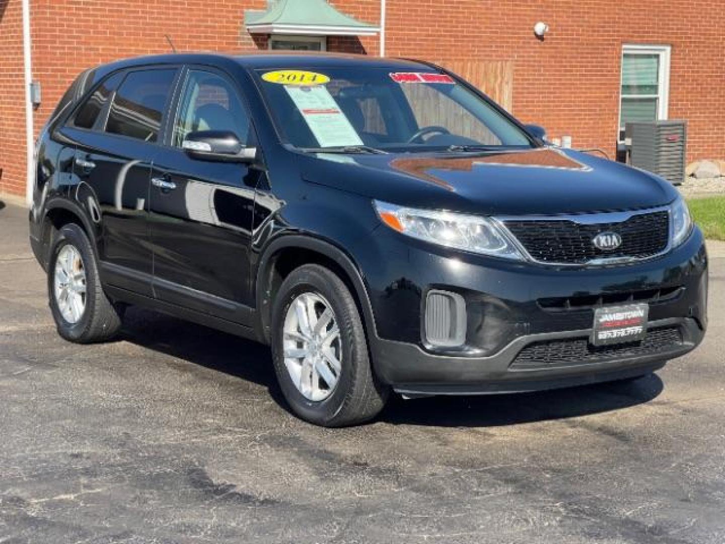 2014 Black Kia Sorento LX 2WD (5XYKT3A65EG) with an 2.4L L4 DOHC 16V engine, 6-Speed Automatic transmission, located at 1951 S Dayton Lakeview Rd., New Carlisle, OH, 45344, (937) 908-9800, 39.890999, -84.050255 - 2014 Kia Sorento LX 2WD - Photo#13