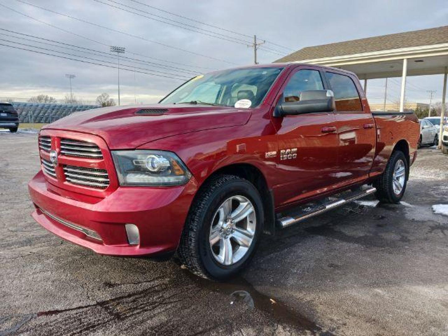 2014 Dp Cherry Red Crystal PC RAM 1500 Sport Crew Cab LWB 4WD (1C6RR7UT5ES) with an 5.7L V8 OHV 16V engine, 8-Speed Automatic transmission, located at 1230 East Main St, Xenia, OH, 45385, (937) 908-9800, 39.688026, -83.910172 - Photo#2