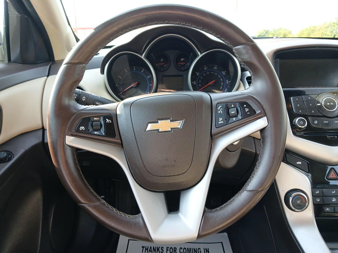 2015 Tungsten Metallic Chevrolet Cruze 2LT Auto (1G1PE5SB2F7) with an 1.4L L4 DOHC 16V TURBO engine, 6-Speed Automatic transmission, located at 1230 East Main St, Xenia, OH, 45385, (937) 908-9800, 39.688026, -83.910172 - Photo#15