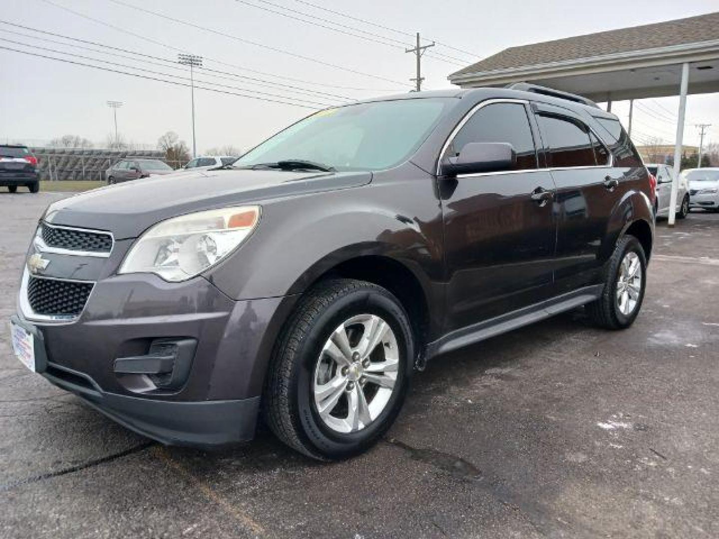 2015 Tungsten Metallic Chevrolet Equinox 1LT 2WD (1GNALBEK9FZ) with an 2.4L L4 DOHC 16V FFV engine, 6-Speed Automatic transmission, located at 1099 N County Rd 25A , Troy, OH, 45373, (937) 908-9800, 40.057079, -84.212883 - Photo#2