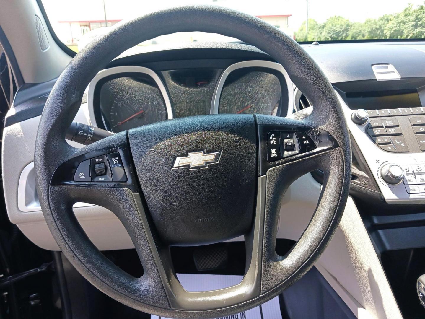 2015 Black Chevrolet Equinox (2GNFLEEK2F6) with an 2.4L L4 DOHC 16V FFV engine, 6-Speed Automatic transmission, located at 1951 S Dayton Lakeview Rd., New Carlisle, OH, 45344, (937) 908-9800, 39.890999, -84.050255 - Photo#15