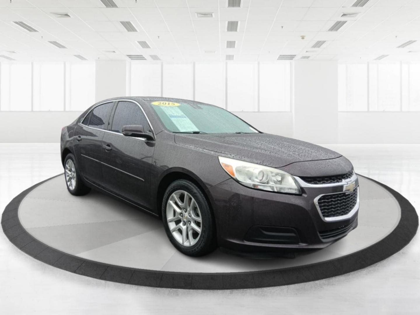 2015 Sable Metallic Chevrolet Malibu 1LT (1G11C5SL1FF) with an 2.5L L4 DOHC 16V engine, 6-Speed Automatic transmission, located at 880 E. National Road, Vandalia, OH, 45377, (937) 908-9800, 39.891918, -84.183594 - Photo#0