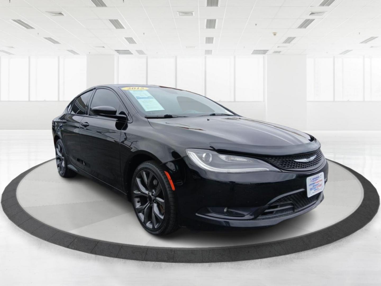 2015 Black Clearcoat Chrysler 200 S (1C3CCCBB8FN) with an 2.4L L4 DOHC 16V engine, 9-Speed Automatic transmission, located at 880 E. National Road, Vandalia, OH, 45377, (937) 908-9800, 39.891918, -84.183594 - Photo#0