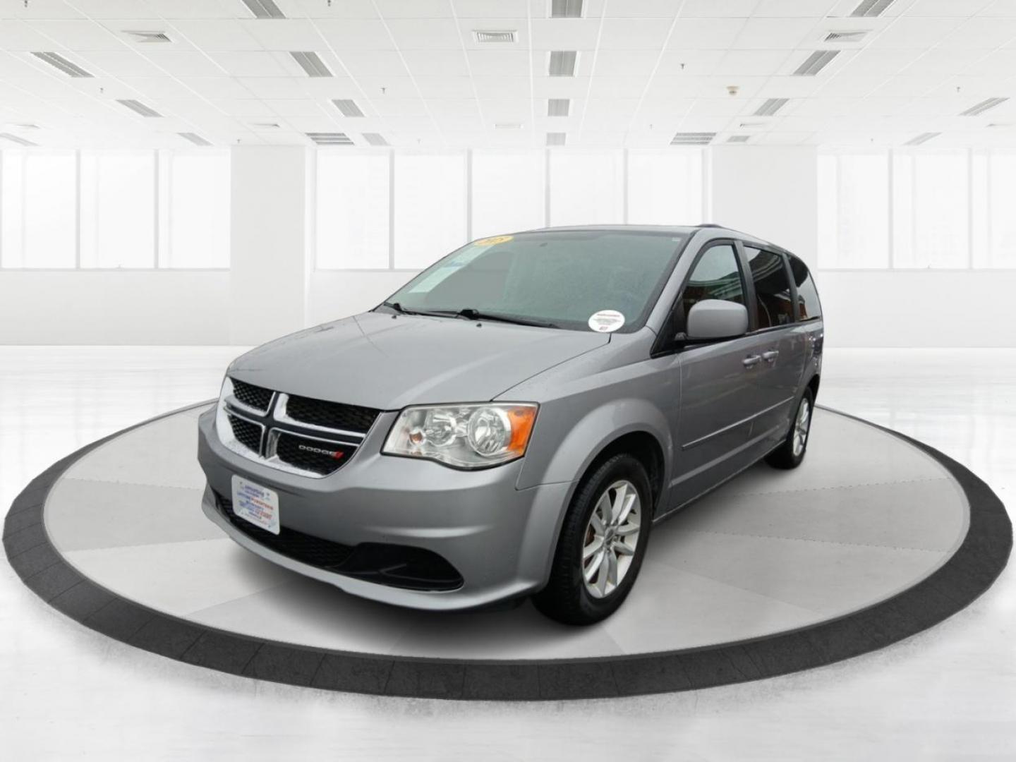 2015 Billet Silver Metallic CC Dodge Grand Caravan SXT (2C4RDGCG7FR) with an 3.6L V6 DOHC 24V engine, 6-Speed Automatic transmission, located at 880 E. National Road, Vandalia, OH, 45377, (937) 908-9800, 39.891918, -84.183594 - 2015 Dodge Grand Caravan SXT - Photo#7