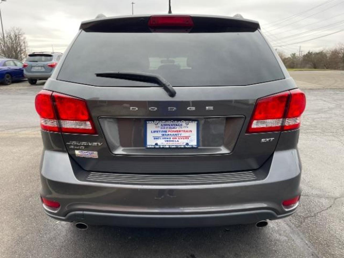 2015 Granite Crystal Met CC Dodge Journey SXT AWD (3C4PDDBG7FT) with an 3.6L V6 DOHC 24V engine, 6-Speed Automatic transmission, located at 1099 N County Rd 25A , Troy, OH, 45373, (937) 908-9800, 40.057079, -84.212883 - Photo#4