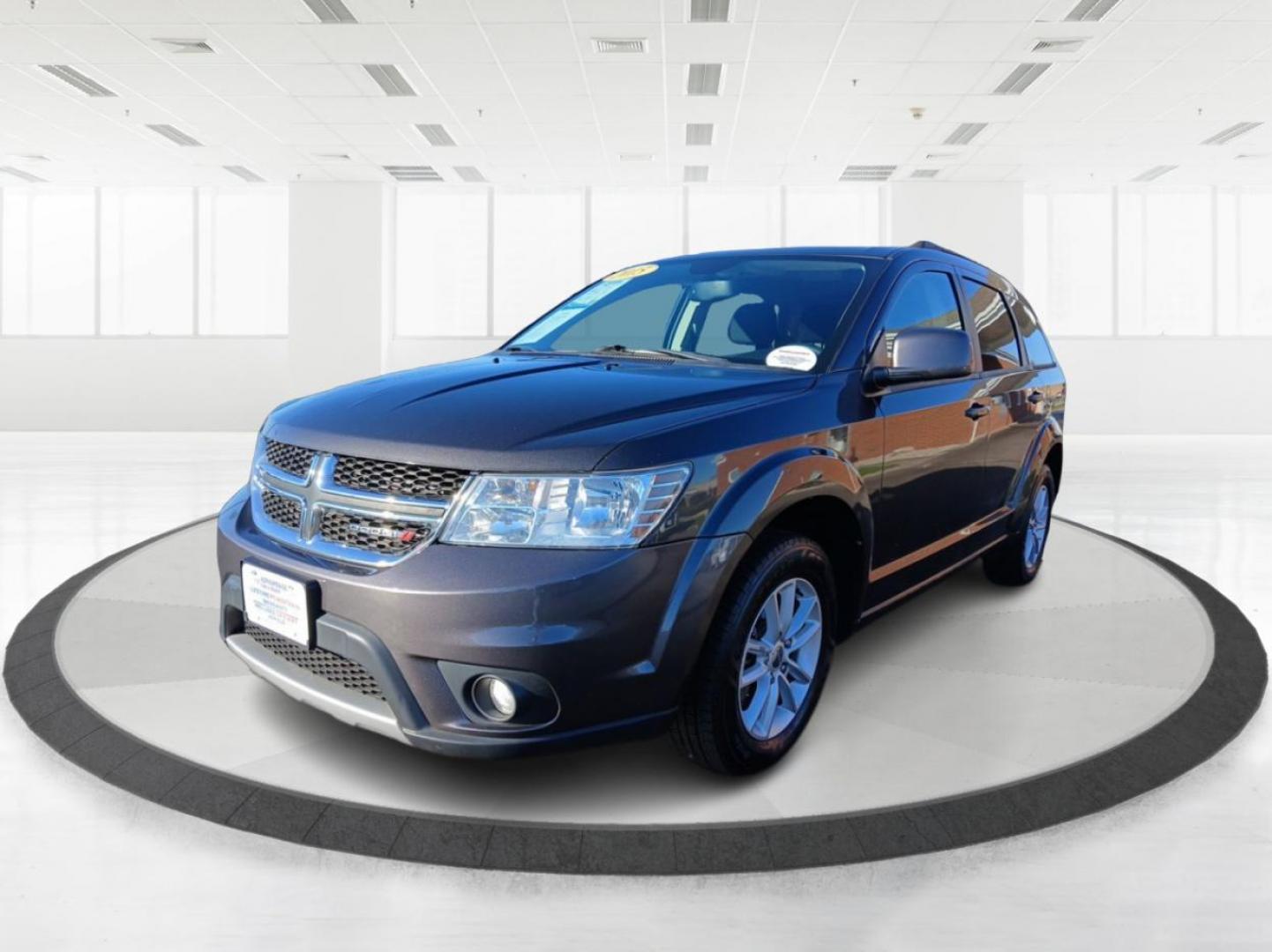 2015 Granite Crystal Met CC Dodge Journey SXT AWD (3C4PDDBG7FT) with an 3.6L V6 DOHC 24V engine, 6-Speed Automatic transmission, located at 1951 S Dayton Lakeview Rd., New Carlisle, OH, 45344, (937) 908-9800, 39.890999, -84.050255 - Photo#7