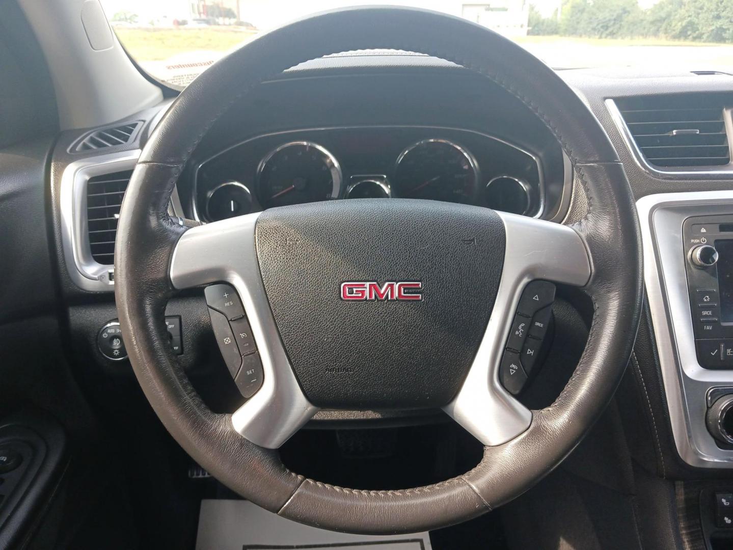 2015 Carbon Black Metallic GMC Acadia SLT-1 AWD (1GKKVRKD4FJ) with an 3.6L V6 DOHC 24V engine, 6-Speed Automatic transmission, located at 1230 East Main St, Xenia, OH, 45385, (937) 908-9800, 39.688026, -83.910172 - Photo#15