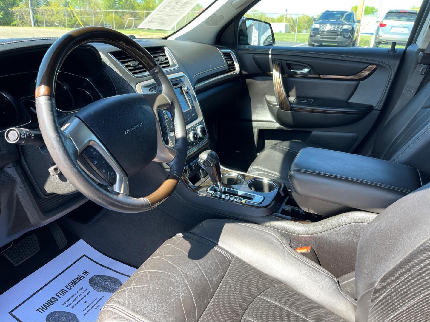 2015 Carbon Black Metallic GMC Acadia Denali AWD (1GKKVTKD8FJ) with an 3.6L V6 DOHC 24V engine, 6-Speed Automatic transmission, located at 401 Woodman Dr, Riverside, OH, 45431, (937) 908-9800, 39.760899, -84.123421 - Photo#8