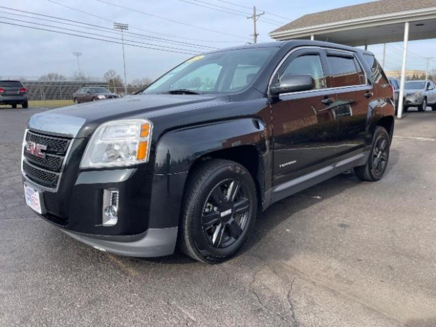 2015 Carbon Black Metallic GMC Terrain SLE1 AWD (2GKFLVEK4F6) with an 2.4L L4 DOHC 16V engine, 6-Speed Automatic transmission, located at 1184 Kauffman Ave, Fairborn, OH, 45324, (937) 908-9800, 39.807072, -84.030914 - Photo#1