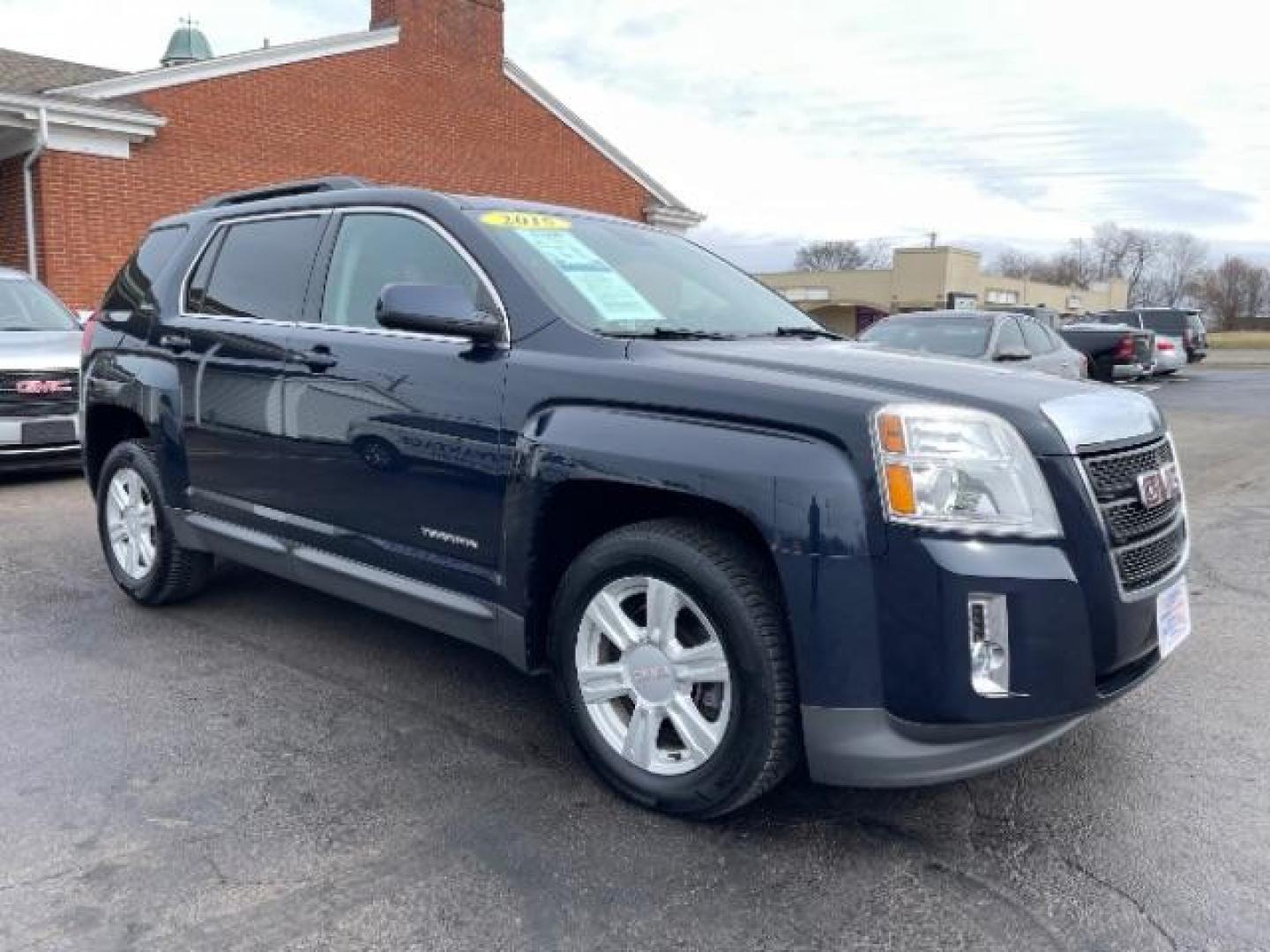 2015 Dark Sapphire Blue Met GMC Terrain SLE2 FWD (2GKFLWEK9F6) with an 2.4L L4 DOHC 16V engine, 6-Speed Automatic transmission, located at 1184 Kauffman Ave, Fairborn, OH, 45324, (937) 908-9800, 39.807072, -84.030914 - Photo#0