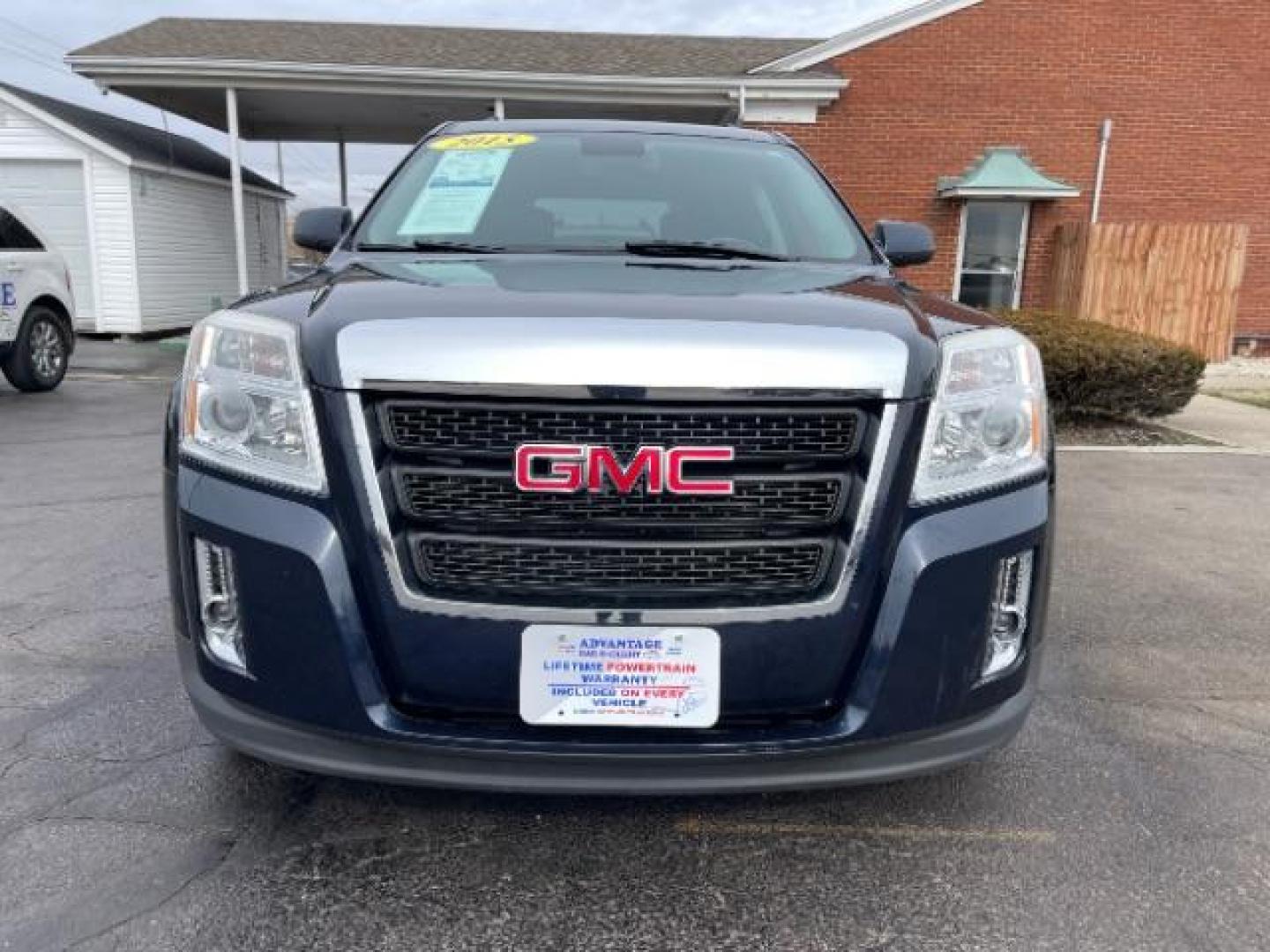 2015 Dark Sapphire Blue Met GMC Terrain SLE2 FWD (2GKFLWEK9F6) with an 2.4L L4 DOHC 16V engine, 6-Speed Automatic transmission, located at 1184 Kauffman Ave, Fairborn, OH, 45324, (937) 908-9800, 39.807072, -84.030914 - Photo#2