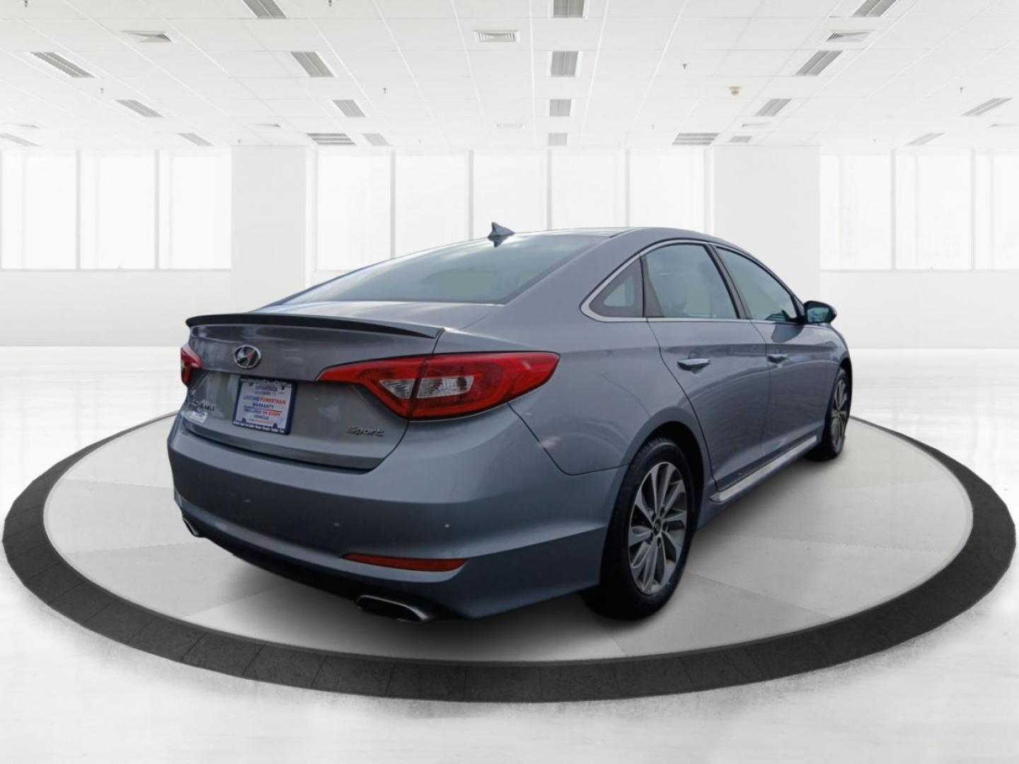 2015 Hyundai Sonata Sport (5NPE34AF5FH) with an 2.4L L4 DOHC 16V engine, 6-Speed Automatic transmission, located at 1184 Kauffman Ave, Fairborn, OH, 45324, (937) 908-9800, 39.807072, -84.030914 - 2015 Hyundai Sonata Sport - Photo#2