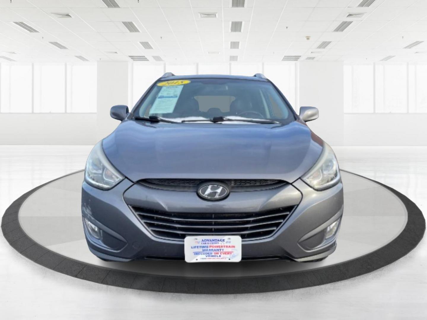 2015 Graphite Gray Metallic Hyundai Tucson (KM8JUCAG4FU) with an 2.4L L4 DOHC 16V engine, 6-Speed Automatic transmission, located at 1230 East Main St, Xenia, OH, 45385, (937) 908-9800, 39.688026, -83.910172 - Photo#4