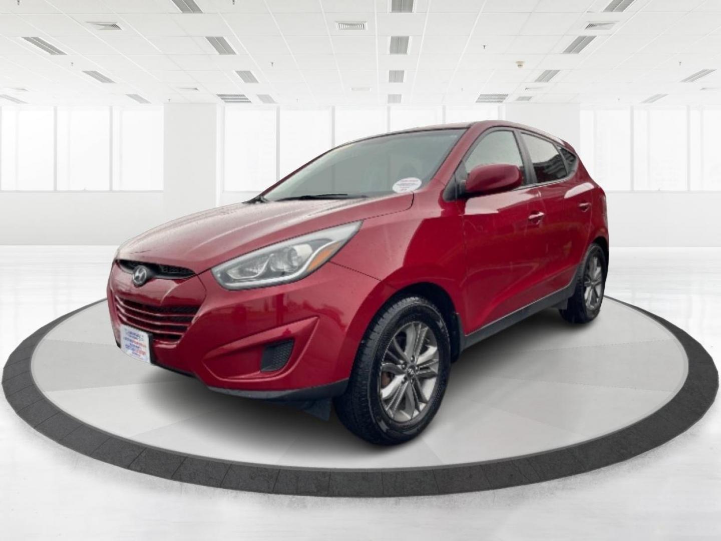 2015 Garnet Red Mica Hyundai Tucson (KM8JTCAF6FU) with an 2.0L L4 DOHC 16V engine, 6-Speed Automatic transmission, located at 1951 S Dayton Lakeview Rd., New Carlisle, OH, 45344, (937) 908-9800, 39.890999, -84.050255 - Photo#5