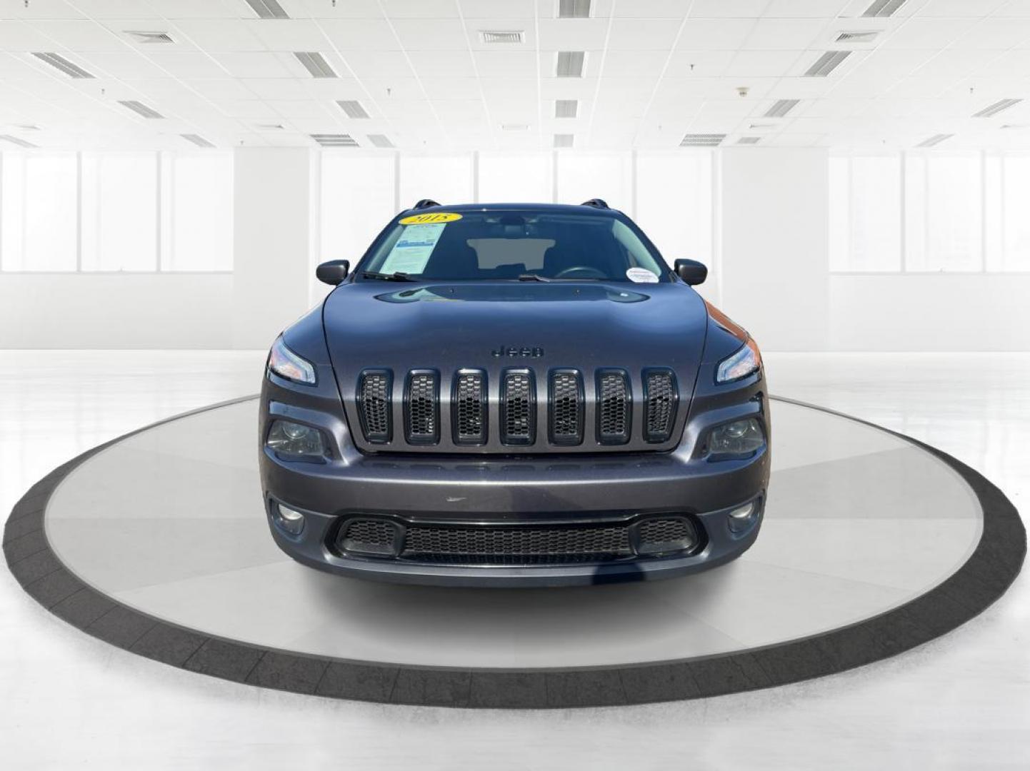 2015 Jeep Cherokee Latitude (1C4PJLCS0FW) with an Other engine, located at 1184 Kauffman Ave, Fairborn, OH, 45324, (937) 908-9800, 39.807072, -84.030914 - 2015 Jeep Cherokee Latitude - Photo#6