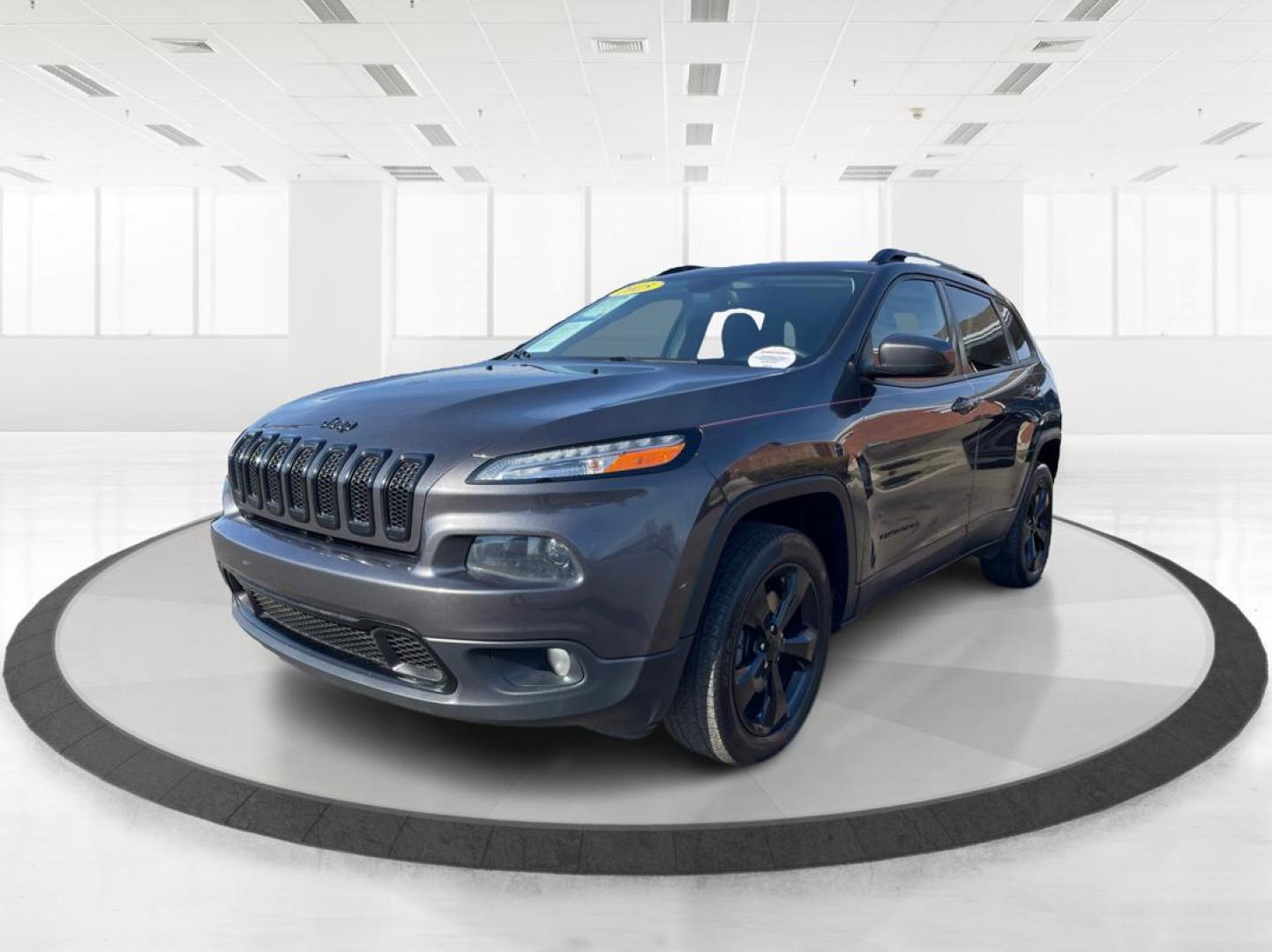 2015 Jeep Cherokee Latitude (1C4PJLCS0FW) with an Other engine, located at 1184 Kauffman Ave, Fairborn, OH, 45324, (937) 908-9800, 39.807072, -84.030914 - 2015 Jeep Cherokee Latitude - Photo#7