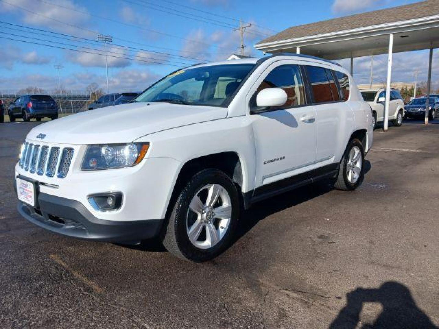 2015 Bright White Clear Coat Jeep Compass Latitude FWD (1C4NJCEA6FD) with an 2.0L L4 DOHC 16V engine, Continuously Variable Transmission transmission, located at 1951 S Dayton Lakeview Rd., New Carlisle, OH, 45344, (937) 908-9800, 39.890999, -84.050255 - Photo#2