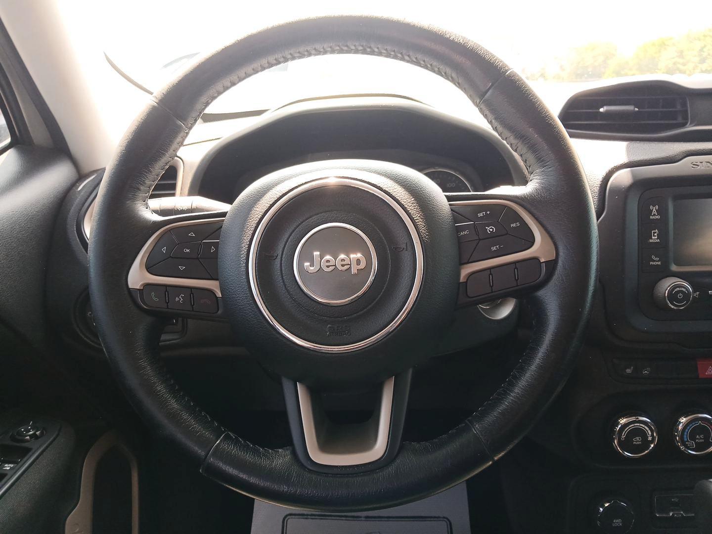 2015 Silver Jeep Renegade (ZACCJBBT3FP) with an 2.4L L4 DOHC 16V engine, 6-Speed Manual transmission, located at 1184 Kauffman Ave, Fairborn, OH, 45324, (937) 908-9800, 39.807072, -84.030914 - Photo#15