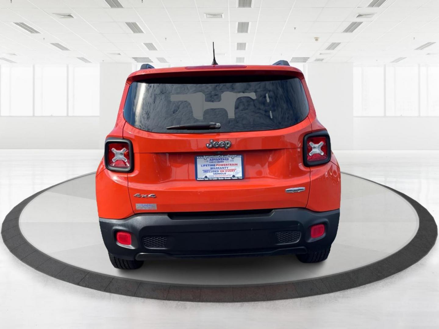 2015 Omaha Orange Jeep Renegade Latitude 4WD (ZACCJBBT2FP) with an 2.4L L4 DOHC 16V engine, 6-Speed Manual transmission, located at 1951 S Dayton Lakeview Rd., New Carlisle, OH, 45344, (937) 908-9800, 39.890999, -84.050255 - Photo#3