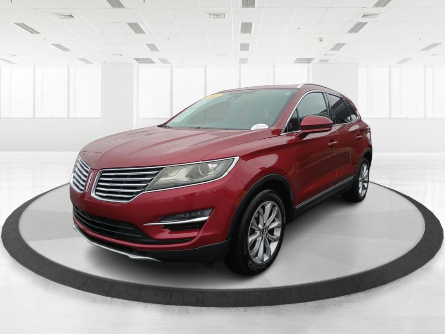 2015 Lincoln MKC AWD (5LMCJ2A9XFU) with an 2.0L L4 DOHC 16V engine, 6-Speed Automatic transmission, located at 8750 N County Rd 25A, Piqua, OH, 45356, (937) 908-9800, 40.164391, -84.232513 - 2015 Lincoln MKC AWD - Photo#7