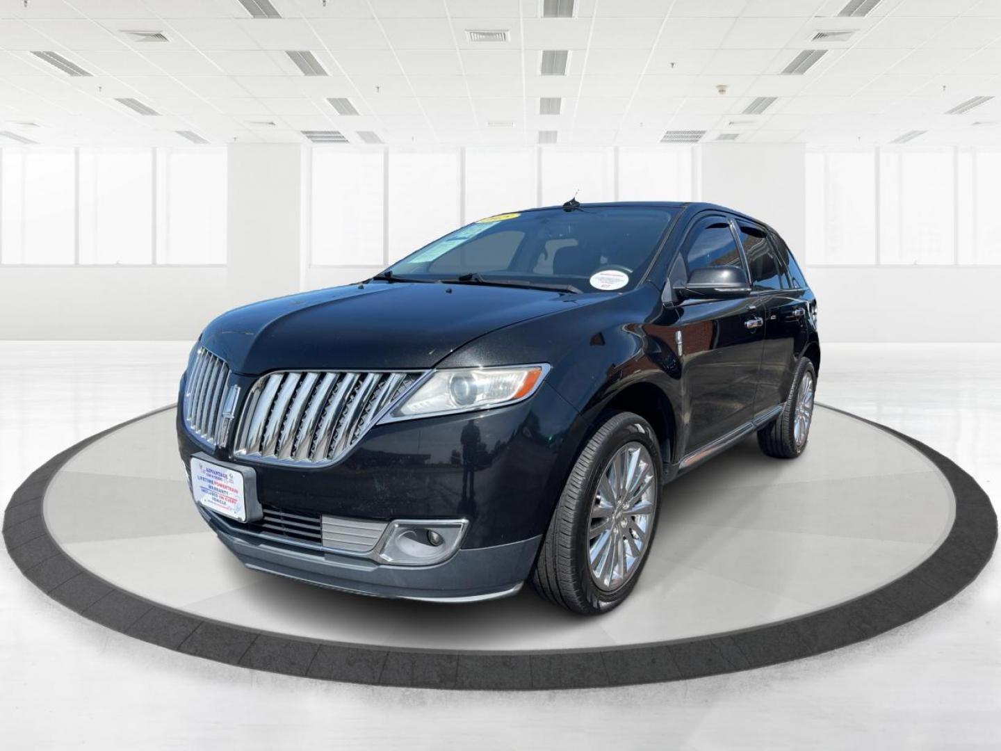 2015 Lincoln MKX AWD (2LMDJ8JK2FB) with an 3.7L V6 DOHC 24V engine, 6-Speed Automatic transmission, located at 1230 East Main St, Xenia, OH, 45385, (937) 908-9800, 39.688026, -83.910172 - 2015 Lincoln MKX AWD - Photo#7