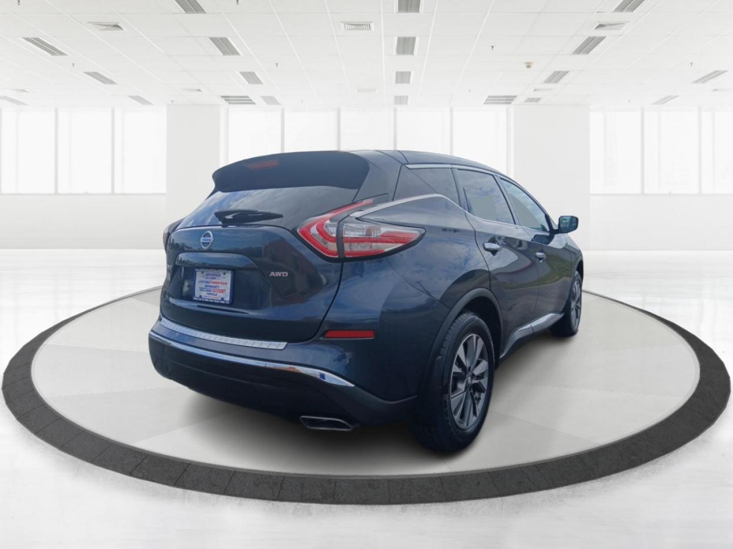 2015 Arctic Blue Metallic Nissan Murano Platinum AWD (5N1AZ2MH4FN) with an 3.5L V6 DOHC 24V engine, Continuously Variable Transmission transmission, located at 1951 S Dayton Lakeview Rd., New Carlisle, OH, 45344, (937) 908-9800, 39.890999, -84.050255 - Photo#2