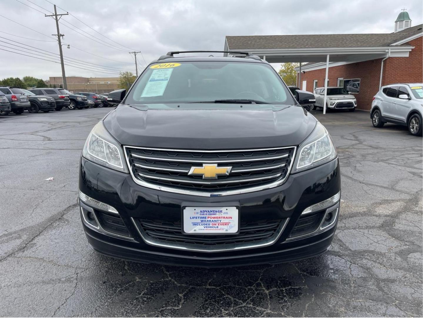 2016 Black Chevrolet Traverse 2LT AWD (1GNKVHKD8GJ) with an 3.6L V6 DOHC 24V engine, 6-Speed Automatic transmission, located at 1099 N County Rd 25A , Troy, OH, 45373, (937) 908-9800, 40.057079, -84.212883 - Photo#6