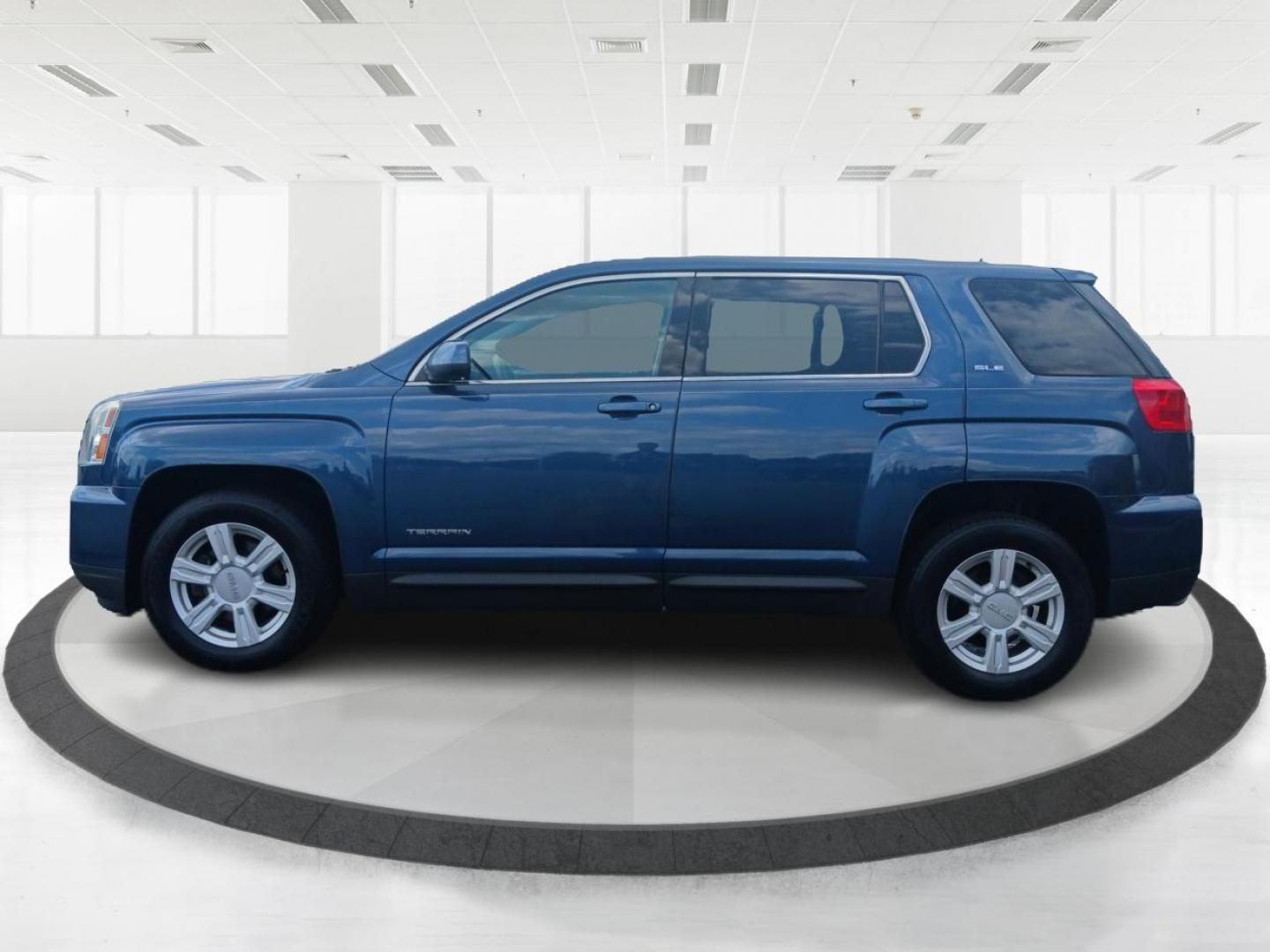 2016 Slate Blue Metallic GMC Terrain SLE1 FWD (2GKALMEK9G6) with an 2.4L L4 DOHC 16V engine, 6A transmission, located at 1099 N County Rd 25A , Troy, OH, 45373, (937) 908-9800, 40.057079, -84.212883 - Photo#5