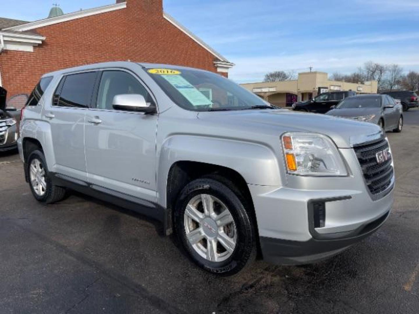 2016 Quicksilver Metallic GMC Terrain SLE2 AWD (2GKFLSEK2G6) with an 2.4L L4 DOHC 16V engine, 6-Speed Automatic transmission, located at 1230 East Main St, Xenia, OH, 45385, (937) 908-9800, 39.688026, -83.910172 - Photo#0