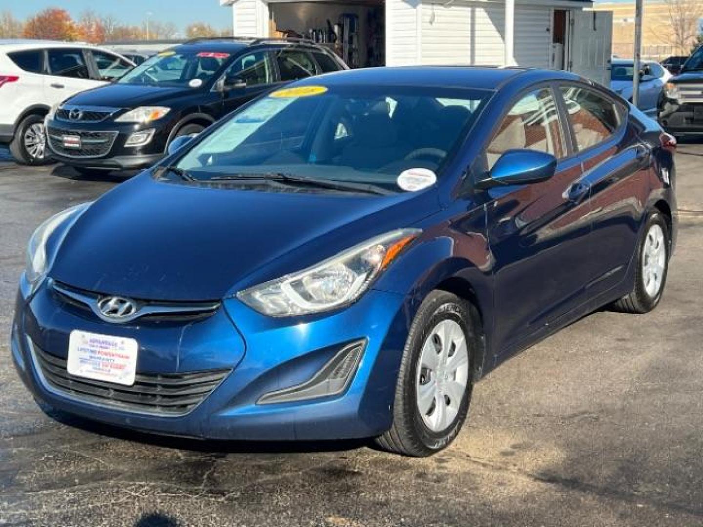 2016 Blue Hyundai Elantra SE 6AT (5NPDH4AE8GH) with an 1.8L L4 DOHC 16V engine, 6-Speed Automatic transmission, located at 401 Woodman Dr, Riverside, OH, 45431, (937) 908-9800, 39.760899, -84.123421 - Photo#2