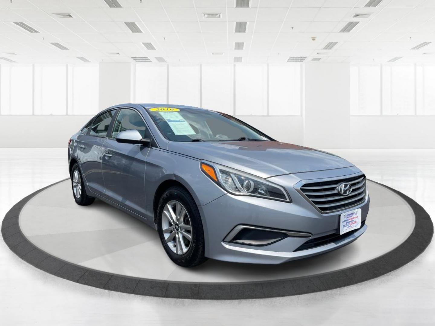 2016 Shale Gray Metallic Hyundai Sonata (5NPE24AF1GH) with an 2.4L L4 DOHC 16V engine, 7-Speed Automatic transmission, located at 1184 Kauffman Ave, Fairborn, OH, 45324, (937) 908-9800, 39.807072, -84.030914 - Photo#0