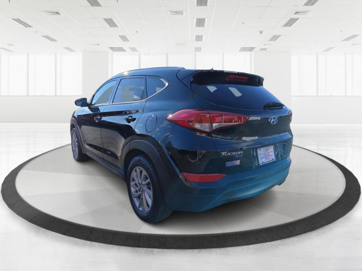 2016 Hyundai Tucson Eco AWD (KM8J3CA29GU) with an 1.6L L4 DOHC 16V engine, 7-Speed Automatic transmission, located at 880 E. National Road, Vandalia, OH, 45377, (937) 908-9800, 39.891918, -84.183594 - 2016 Hyundai Tucson Eco AWD - Photo#4