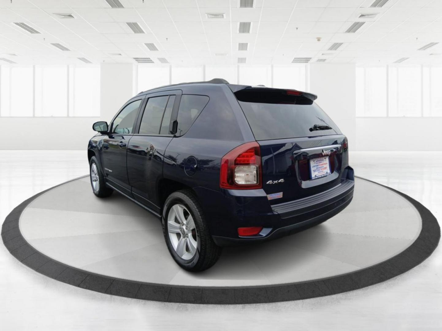 2016 Blue Jeep Compass Sport 4WD (1C4NJDBB9GD) with an 2.4L L4 DOHC 16V engine, located at 1184 Kauffman Ave, Fairborn, OH, 45324, (937) 908-9800, 39.807072, -84.030914 - Photo#4