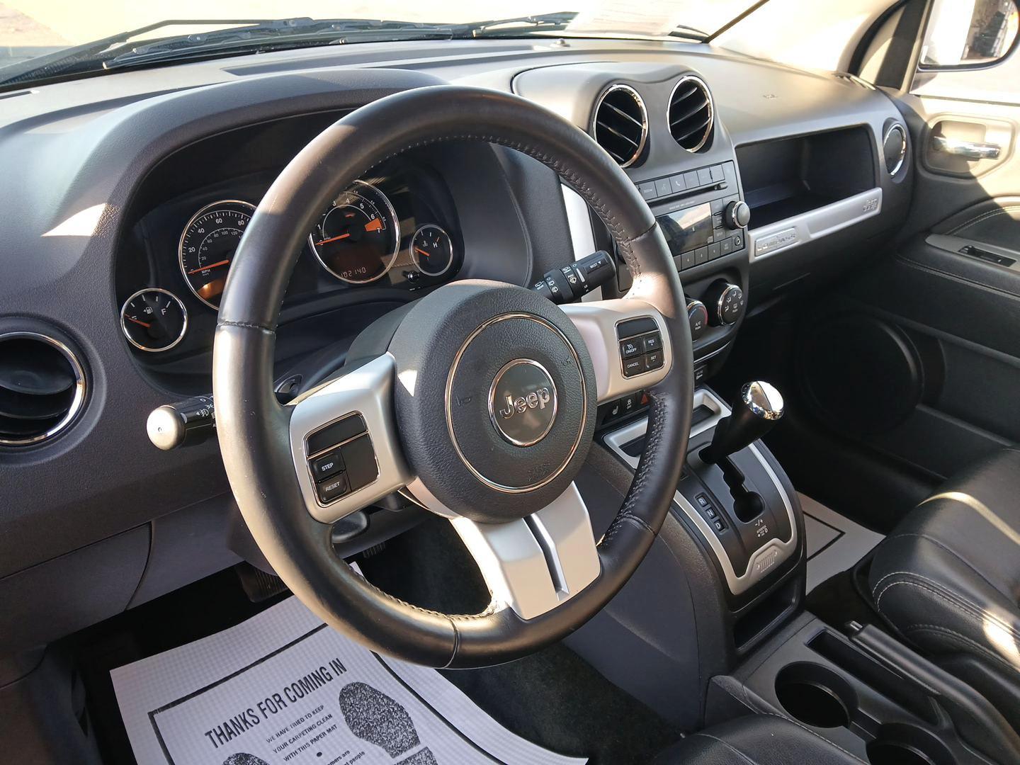 2016 Gray Jeep Compass Latitude FWD (1C4NJCEB4GD) with an 2.4L L4 DOHC 16V engine, CVT transmission, located at 880 E. National Road, Vandalia, OH, 45377, (937) 908-9800, 39.891918, -84.183594 - Photo#8