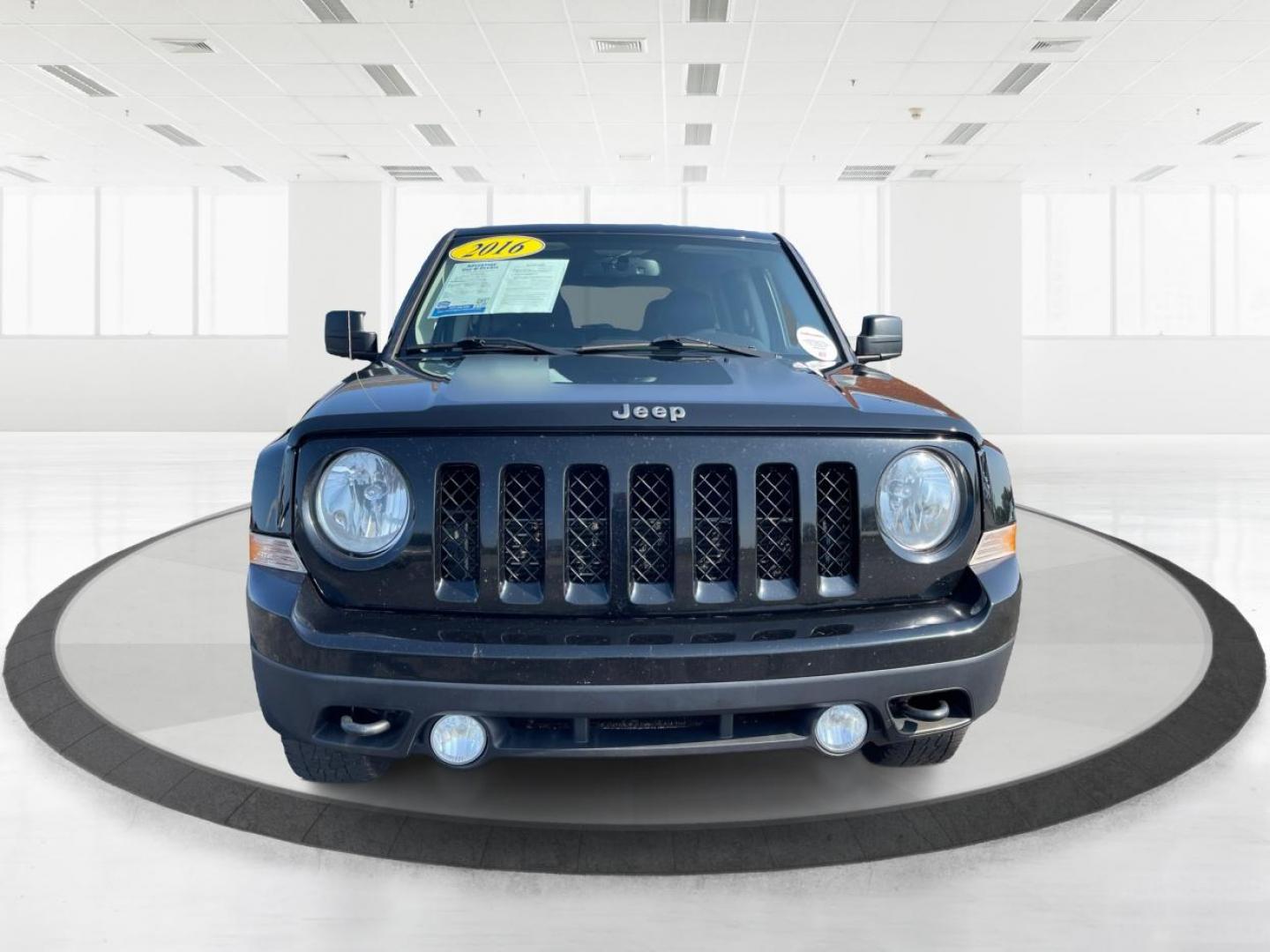 2016 Black Jeep Patriot Sport 4WD (1C4NJRBB3GD) with an 2.4L L4 DOHC 16V engine, located at 4508 South Dixie Dr, Moraine, OH, 45439, (937) 908-9800, 39.689976, -84.218452 - Photo#6