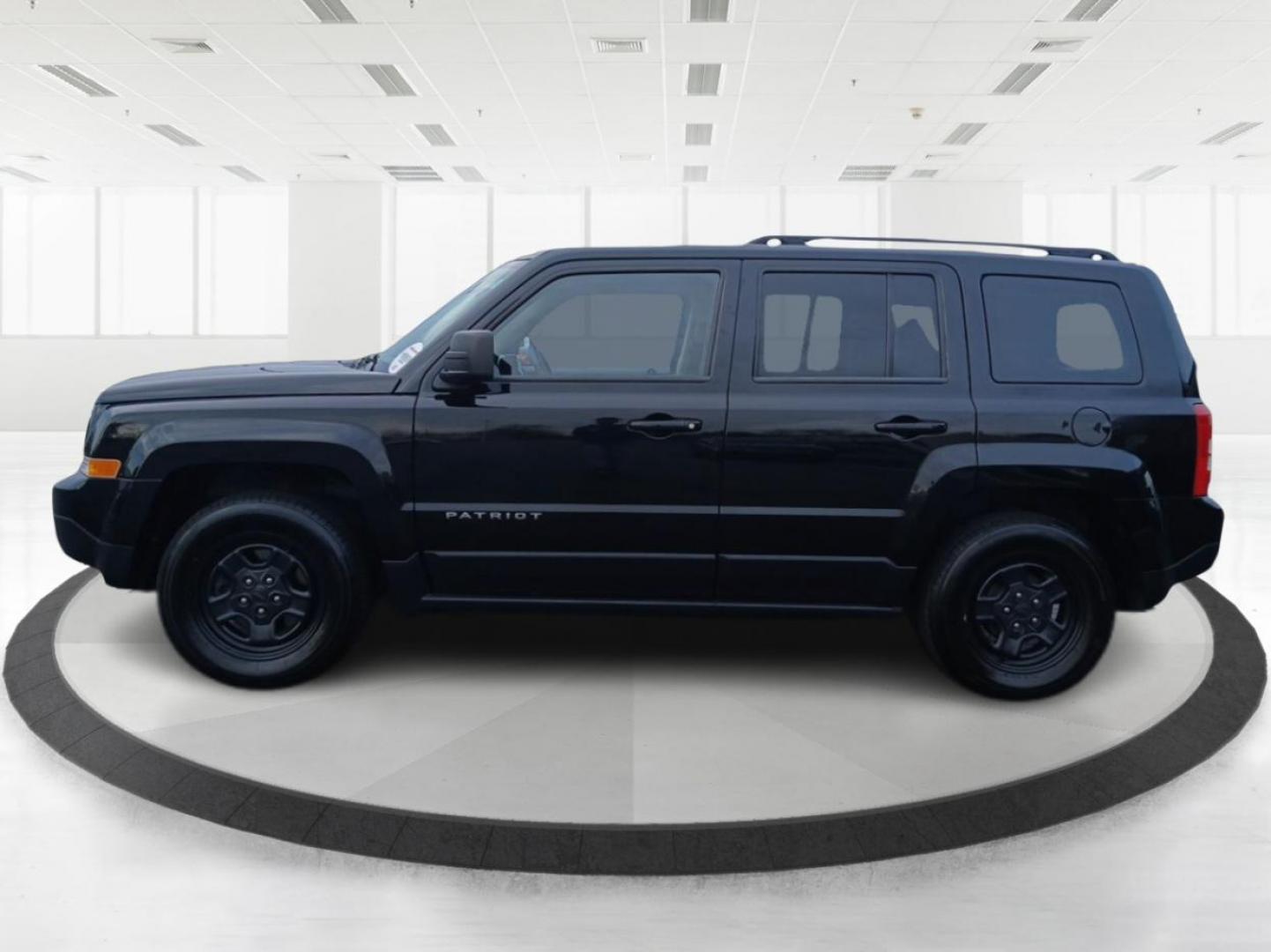 2016 Black Jeep Patriot Sport 2WD (1C4NJPBB0GD) with an 2.4L L4 DOHC 16V engine, located at 880 E. National Road, Vandalia, OH, 45377, (937) 908-9800, 39.891918, -84.183594 - Photo#5