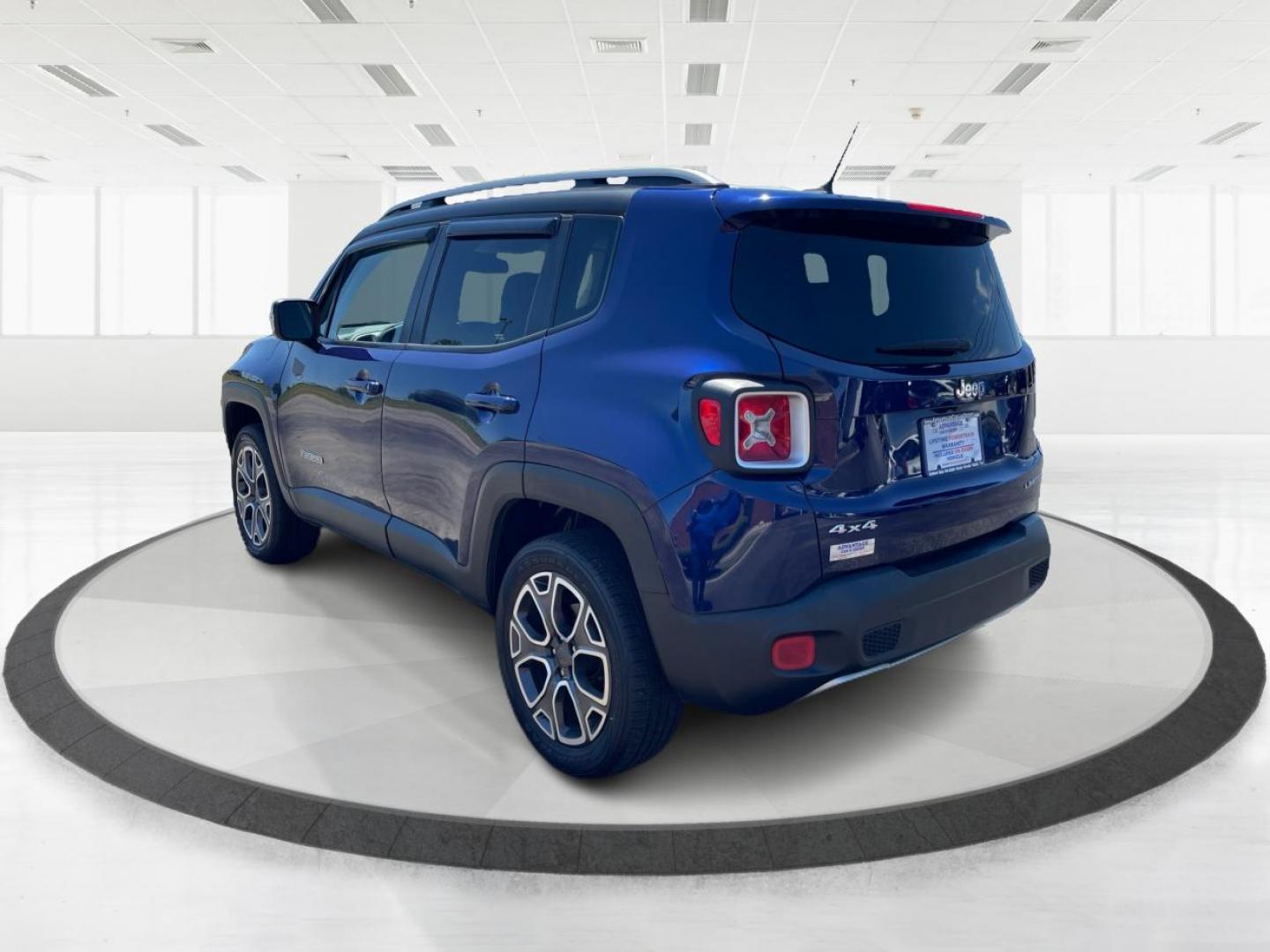 2016 Jetset Blue Jeep Renegade (ZACCJBDT0GP) with an 2.4L L4 DOHC 16V engine, 9-Speed Automatic transmission, located at 1230 East Main St, Xenia, OH, 45385, (937) 908-9800, 39.688026, -83.910172 - Photo#4