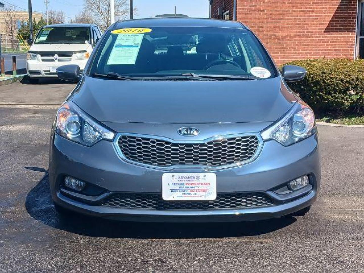 2016 Steel Blue Kia Forte 5-Door EX (KNAFX5A85G5) with an 2.0L L4 DOHC 16V engine, 6-Speed Automatic transmission, located at 1184 Kauffman Ave, Fairborn, OH, 45324, (937) 908-9800, 39.807072, -84.030914 - Photo#1