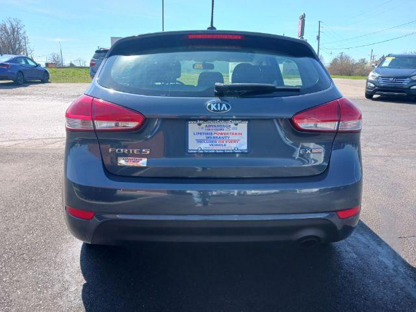 2016 Steel Blue Kia Forte 5-Door EX (KNAFX5A85G5) with an 2.0L L4 DOHC 16V engine, 6-Speed Automatic transmission, located at 1184 Kauffman Ave, Fairborn, OH, 45324, (937) 908-9800, 39.807072, -84.030914 - Photo#5