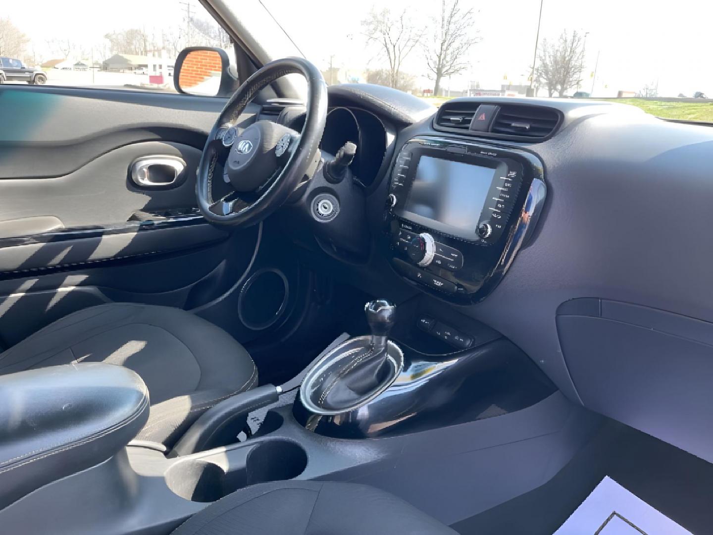 2016 Kia Soul + (KNDJP3A55G7) with an 2.0L L4 DOHC 16V engine, 6-Speed Automatic transmission, located at 8750 N County Rd 25A, Piqua, OH, 45356, (937) 908-9800, 40.164391, -84.232513 - 2016 Kia Soul + - Photo#21