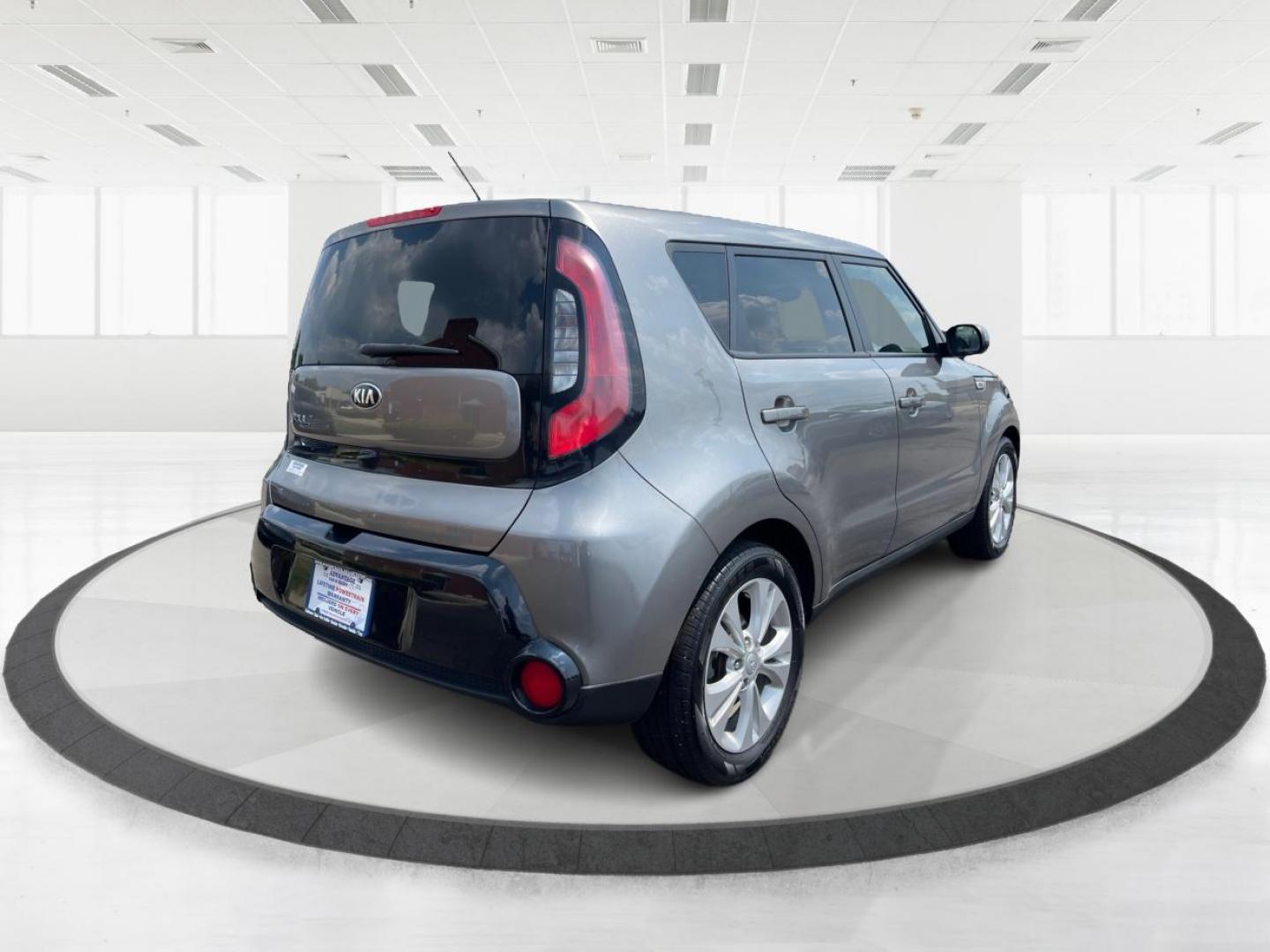 2016 Titanium Gray Kia Soul + (KNDJP3A5XG7) with an 2.0L L4 DOHC 16V engine, 6-Speed Automatic transmission, located at 1230 East Main St, Xenia, OH, 45385, (937) 908-9800, 39.688026, -83.910172 - Photo#2