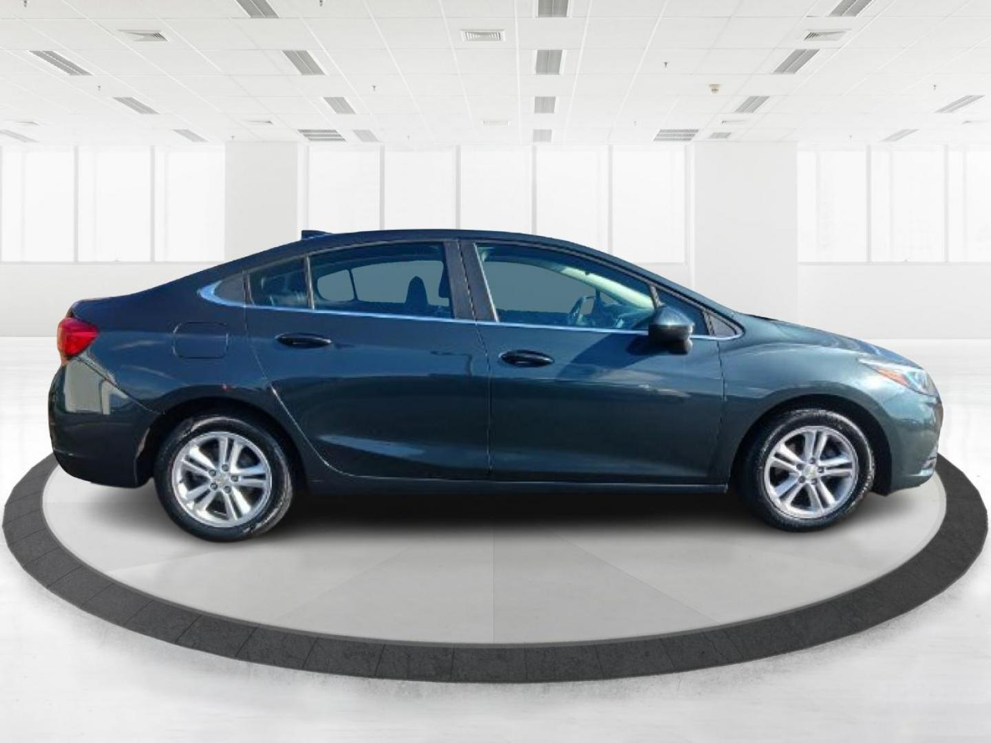 2017 Pepperdust Metallic Chevrolet Cruze (3G1BE5SM0HS) with an 1.4L L4 DOHC 16V TURBO engine, 6-Speed Automatic transmission, located at 1951 S Dayton Lakeview Rd., New Carlisle, OH, 45344, (937) 908-9800, 39.890999, -84.050255 - Photo#1